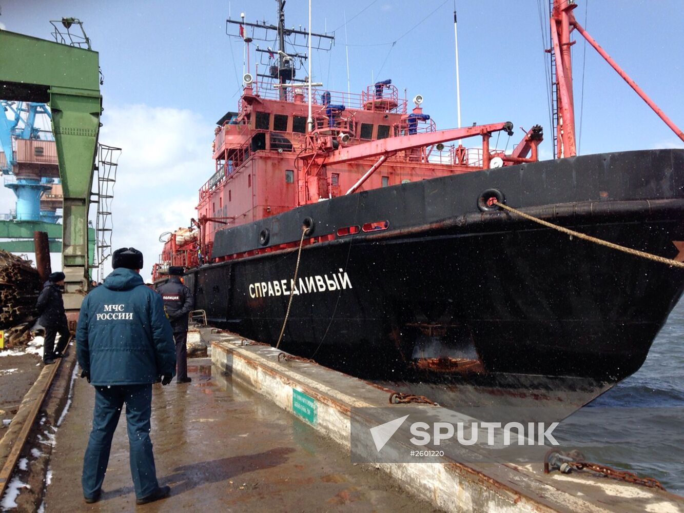 Crew of sunken trawler Dalny Vostok (Far East) arrives at Korsakov seaport