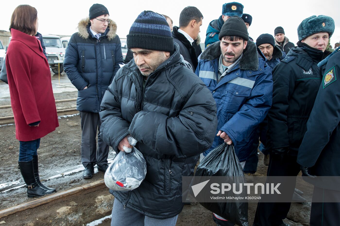 Crew of sunken trawler Dalny Vostok (Far East) arrives at Korsakov seaport