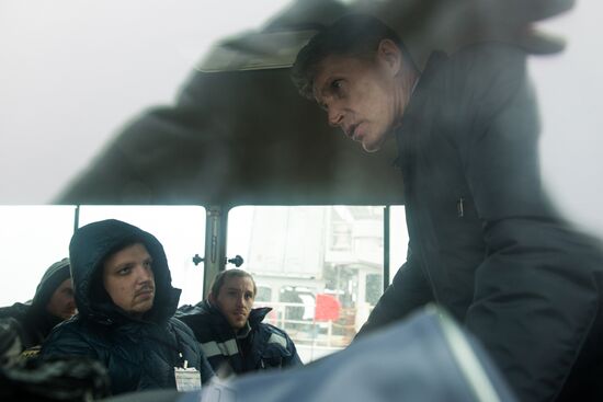 Crew of sunken trawler Dalny Vostok (Far East) arrives at Korsakov seaport