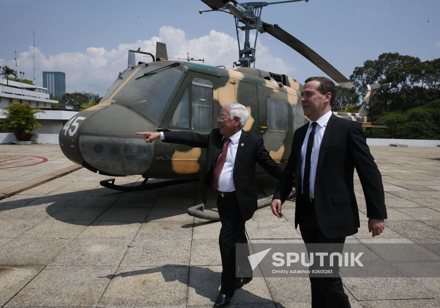 Russian Prime Minister Dmitry Medvedev pays official visit to Vietnam. Day Two