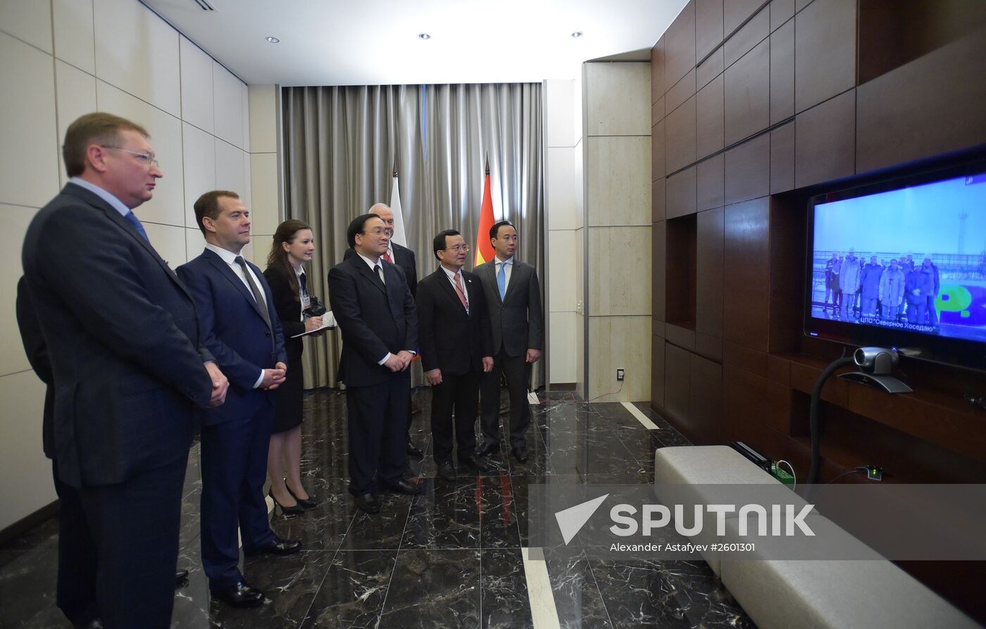 Russian Prime Minister Dmitry Medvedev pays official visit to Vietnam. Day Two