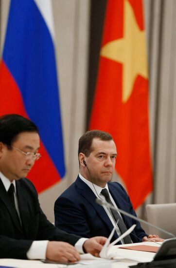 Russian Prime Minister Dmitry Medvedev pays official visit to Vietnam. Day Two
