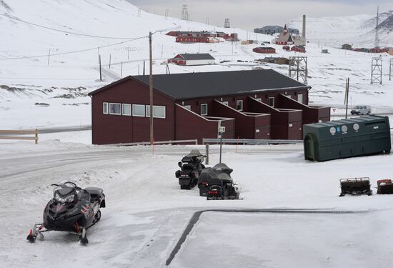 High-latitude Arctic expedition to Spitsbegen as part of Arctic-2015 project
