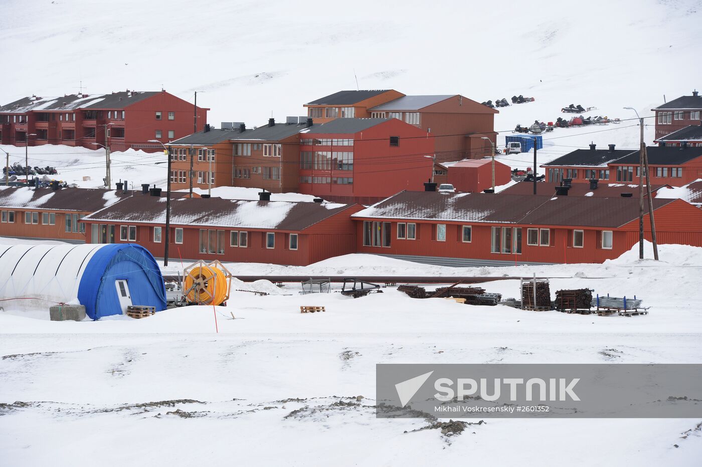 High-latitude Arctic expedition to Spitsbegen as part of Arctic-2015 project