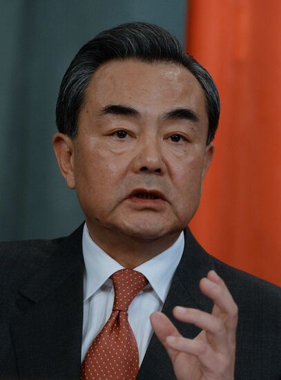 Russian Foreign Minister Sergei Lavrov meets with Chinese Foreign Minister Wang Yi