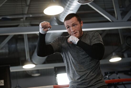 Boxing. Open training session of Denis Lebedev and Youri Kalenga