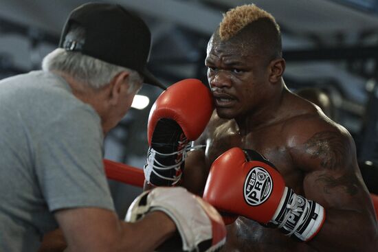 Boxing. Open training session of Denis Lebedev and Youri Kalenga