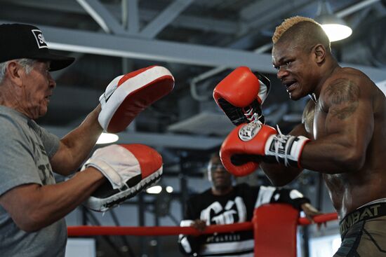 Boxing. Open training session of Denis Lebedev and Youri Kalenga