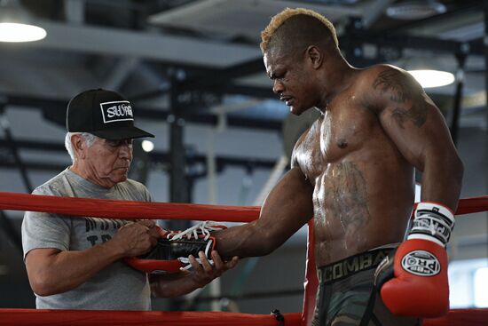 Boxing. Open training session of Denis Lebedev and Youri Kalenga
