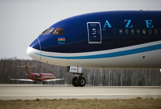 Boeing 787 Dreamliner starts regular air route between Baku and Moscow