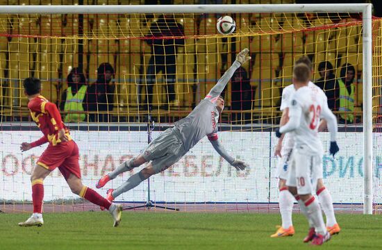 Football. Russian Premiere League. Arsenal vs. Spartak