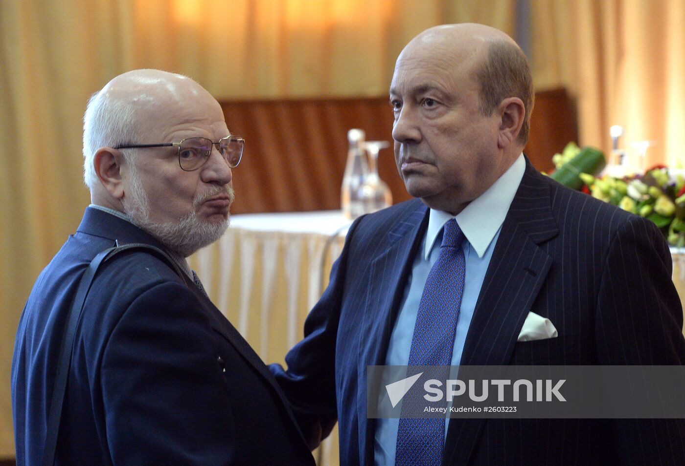 Foreign Minister Sergei Lavrov meets with Russian NGOs