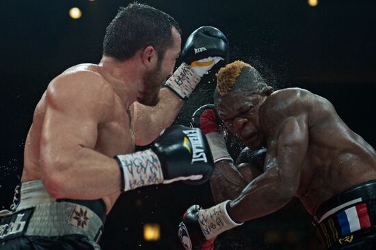 Boxing. Denis Lebedev vs. Youri Kalenga