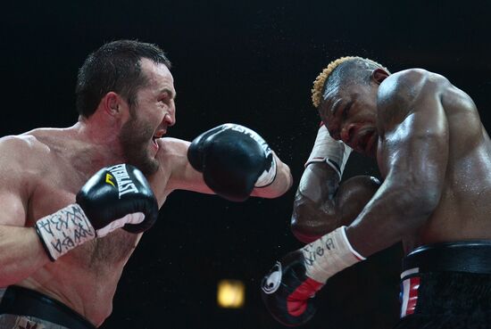 Boxing. Denis Lebedev vs. Youri Kalenga