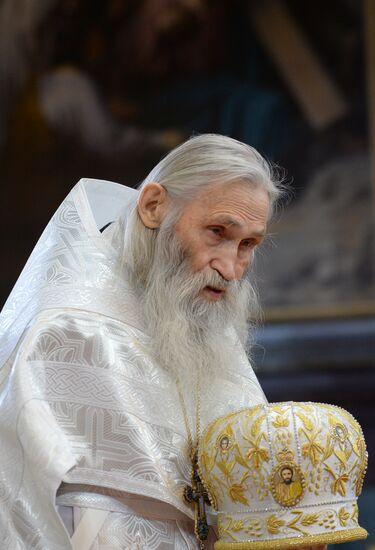 Easter serivce in Christ the Saviour Cathedral in Moscow