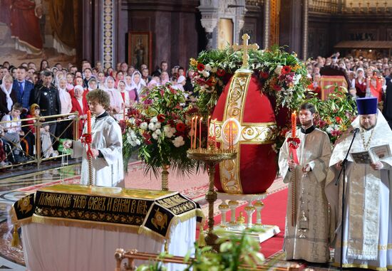 Easter serivce in Christ the Saviour Cathedral in Moscow