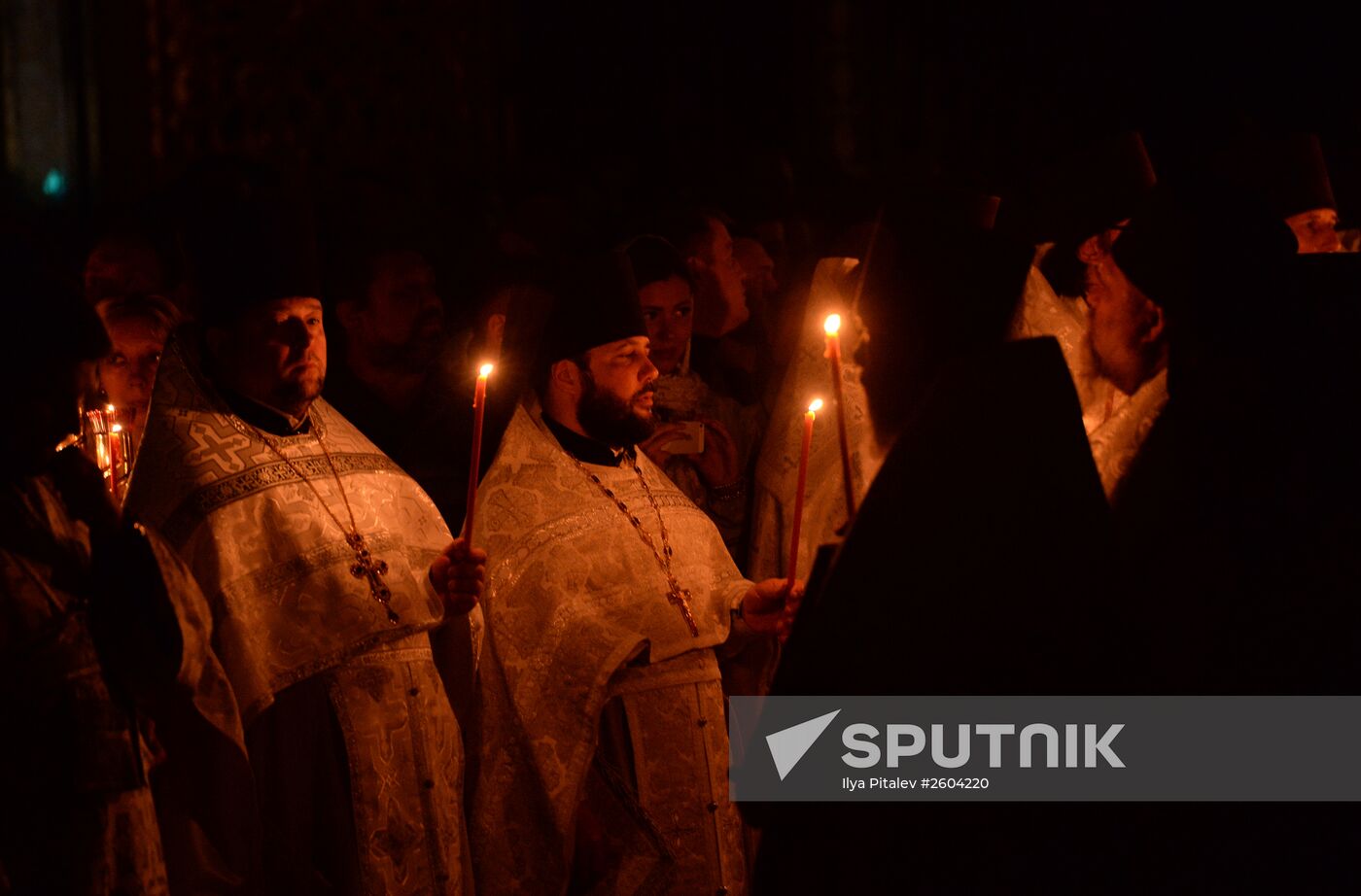 Easter service in Moscow's Cathedral of Christ the Savior