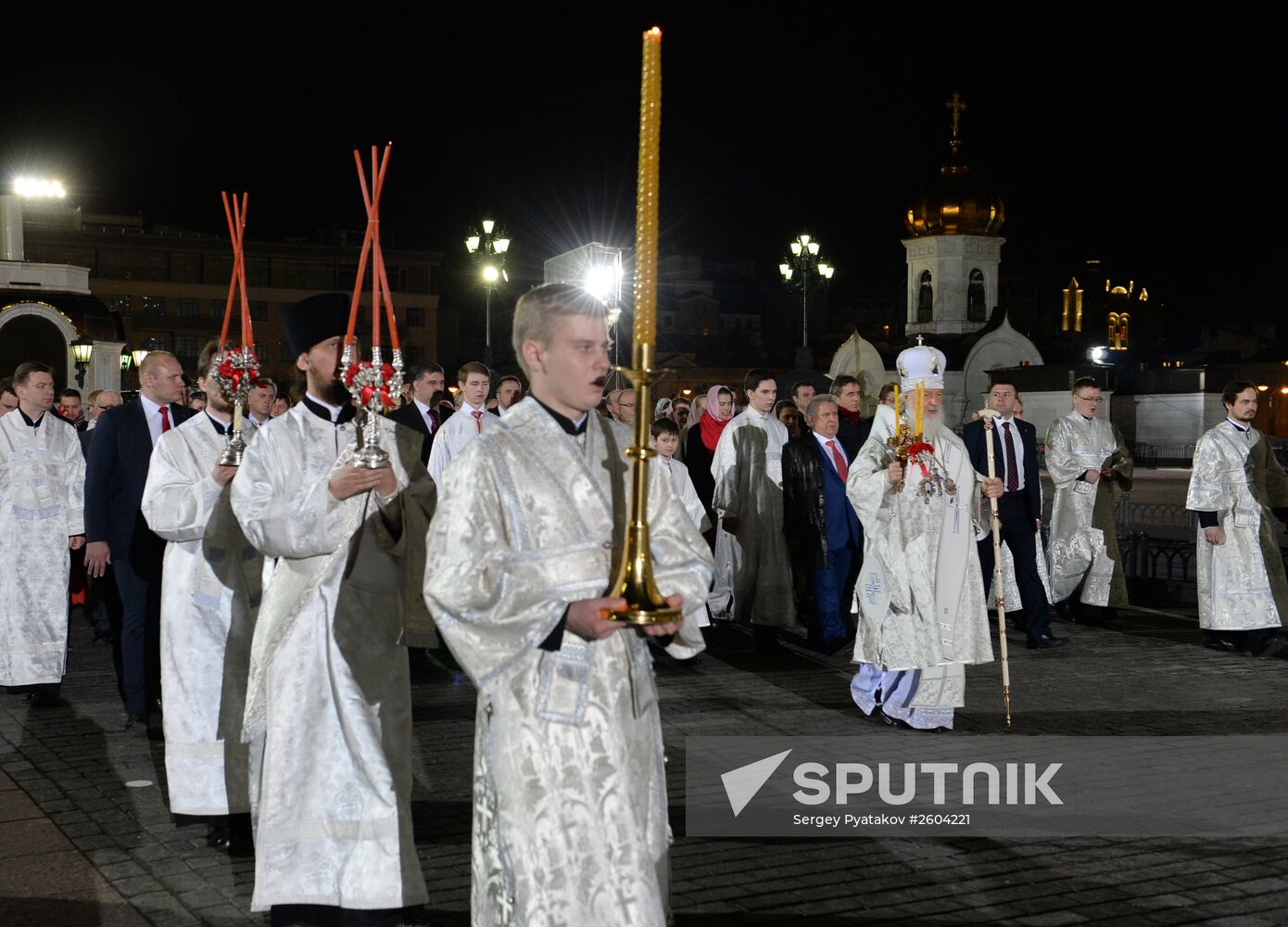 Easter service in Moscow's Cathedral of Christ the Savior