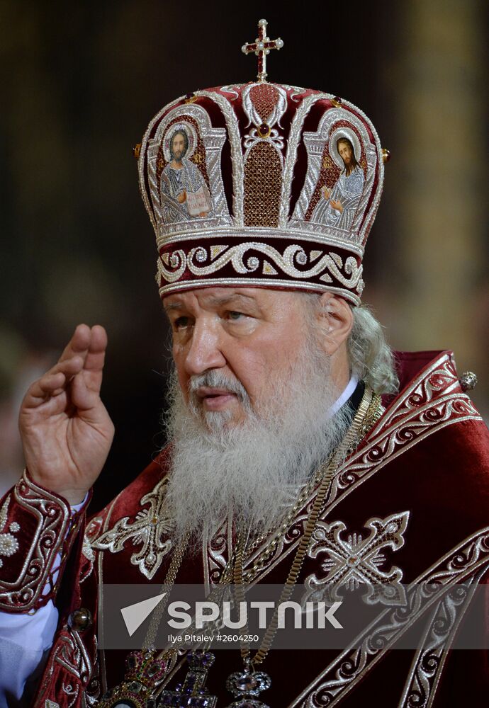 Easter Vigil at Cathedral of Christ the Saviour in Moscow