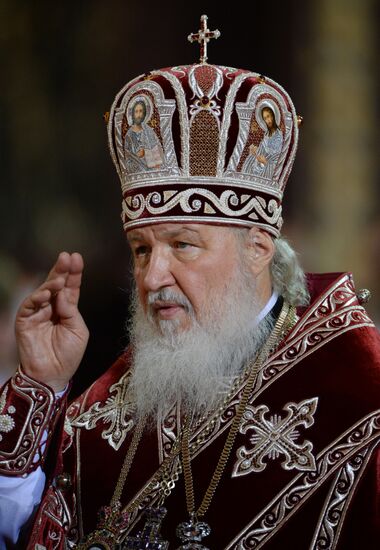 Easter Vigil at Cathedral of Christ the Saviour in Moscow