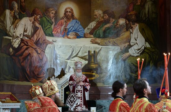 Easter service in Moscow's Cathedral of Christ the Savior