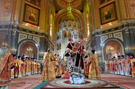 Easter service at Christ the Savior Cathedral in Moscow