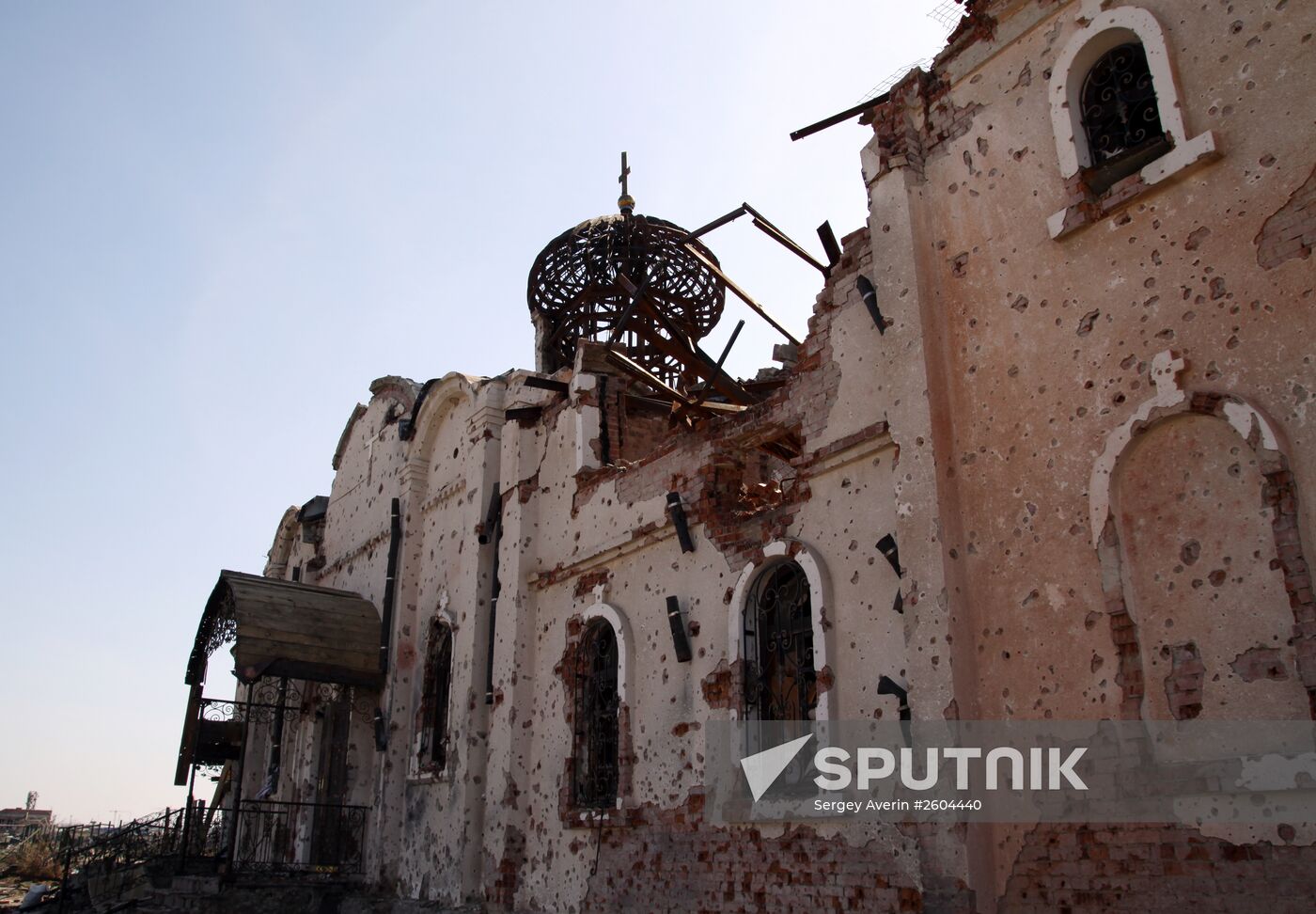 Donetsk churches destroyed in military conflict