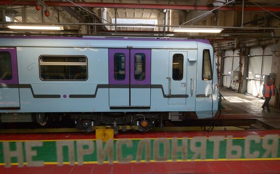 New metro railcars presented in Moscow