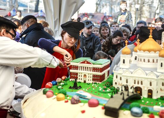 Easter Gift Festival in Moscow