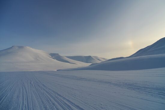 High-latitude expedition to Spitsbergen under Arctic-2015 project