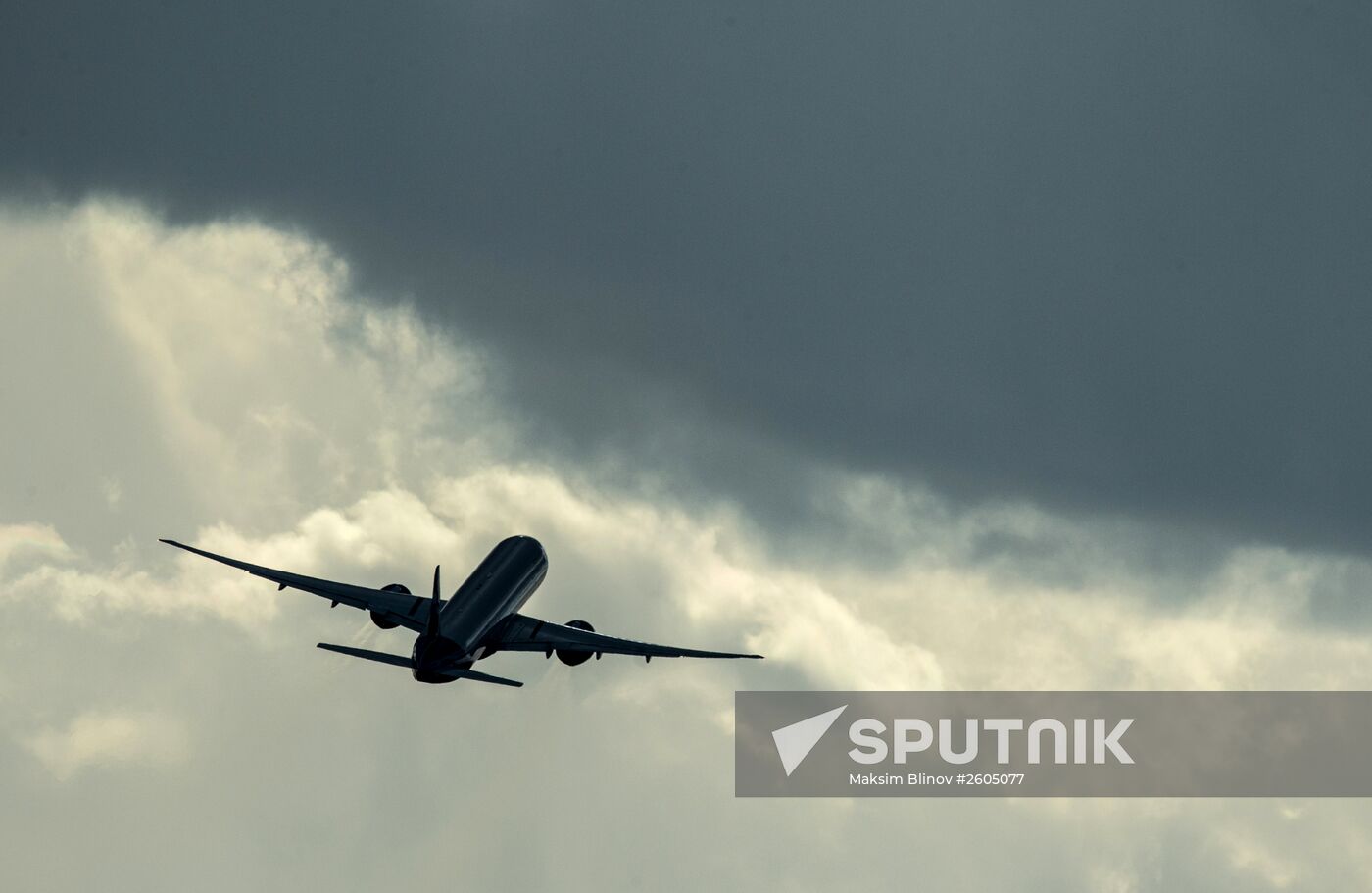 An Airbus A320 passenger airliner
