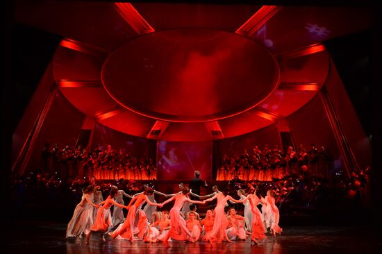 Premiere of Vladimir Vasilyev's play "Dona nobis pacem"