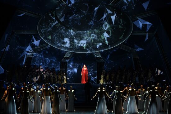 Premiere of Vladimir Vasilyev's play "Dona nobis pacem"