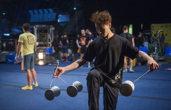 Cirque du Soleil Rus. Behind the scenes