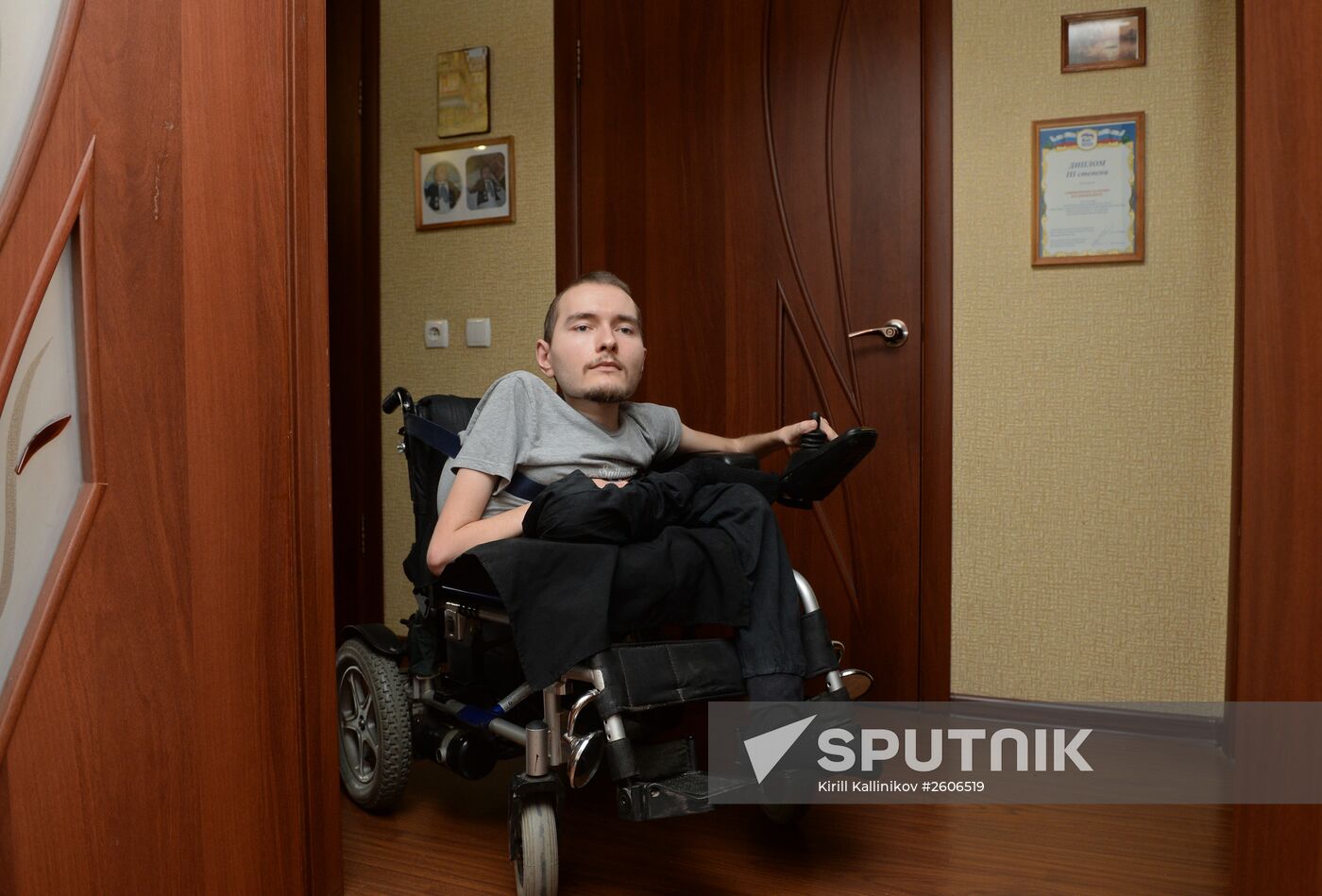 Russian Valery Spiridonov agrees to world's first head transplant