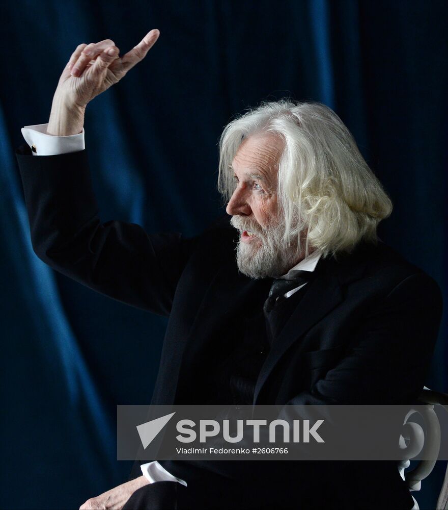 Mephisto staged at Chekhov Moscow Art Theater