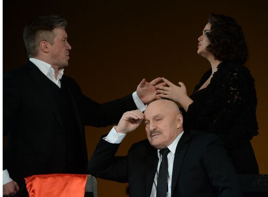 Mephisto staged at Chekhov Moscow Art Theater
