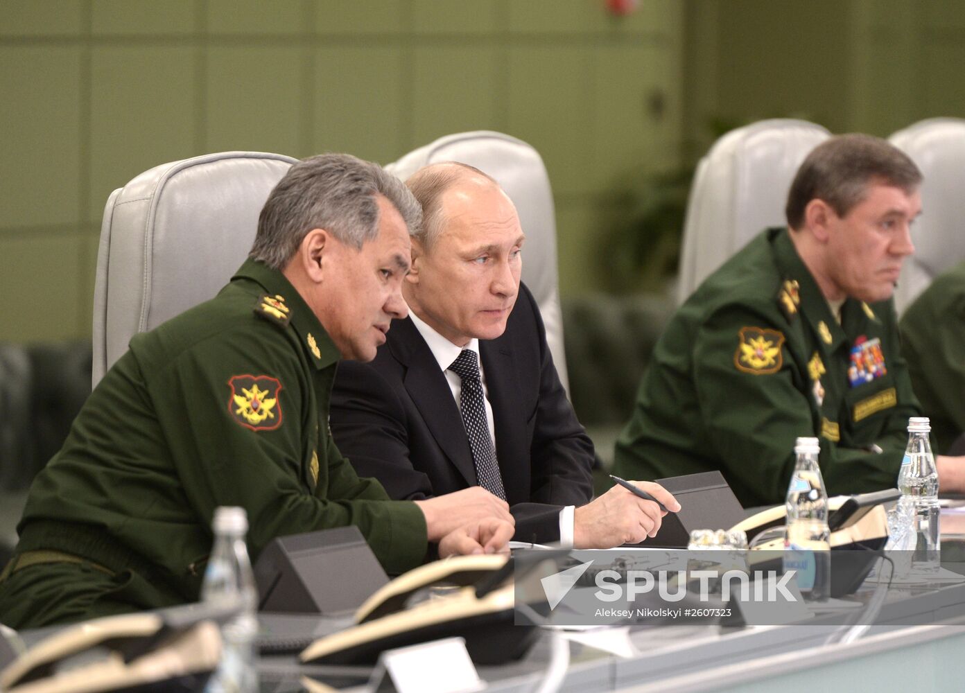 President Putin visits National Defense Control Center