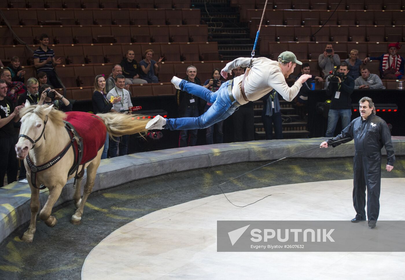 Backstage Secrets workshop at Big Moscow Circus