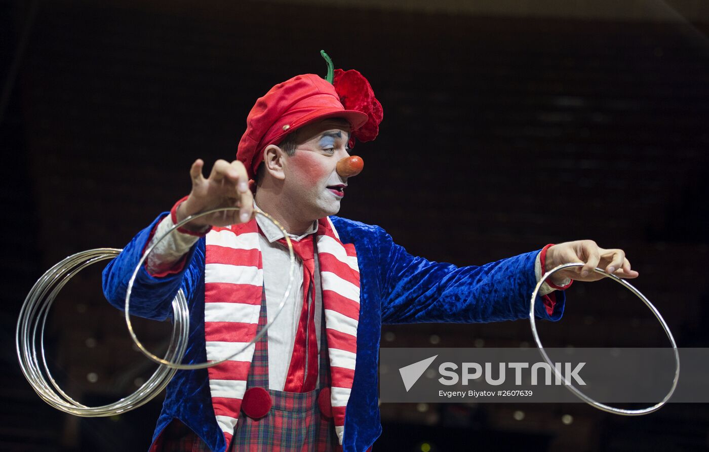 Backstage Secrets workshop at Big Moscow Circus