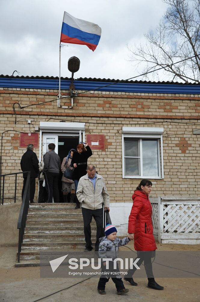 Issuing official papers for wildfire victims in Trans-Baikal Territory