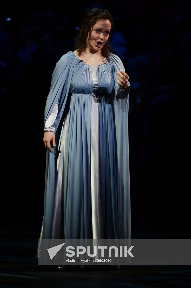 Dress rehearsal of "Dona Nobis Pacem" in Bolshoi Theater