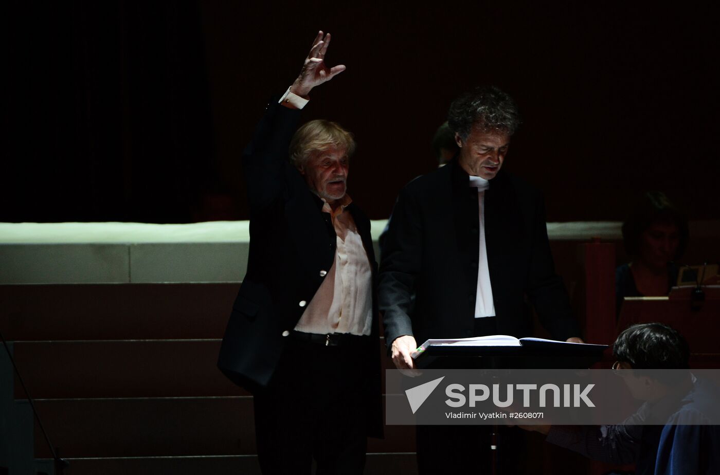 Dress rehearsal of "Dona Nobis Pacem" in Bolshoi Theater