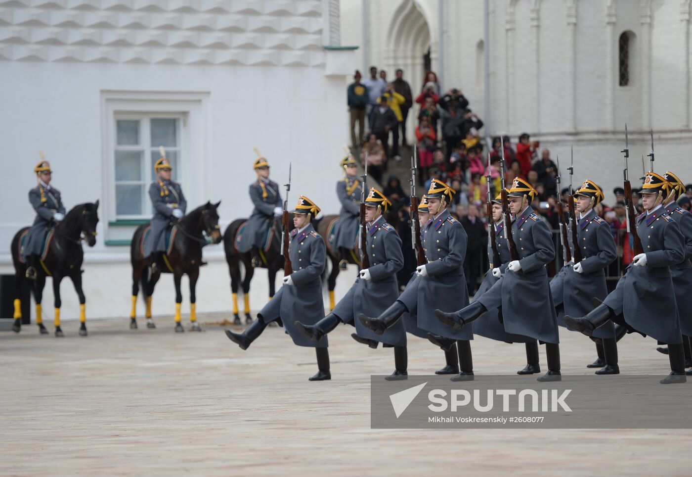 Presidential Regiment at horse and foot guard mounting ceremony