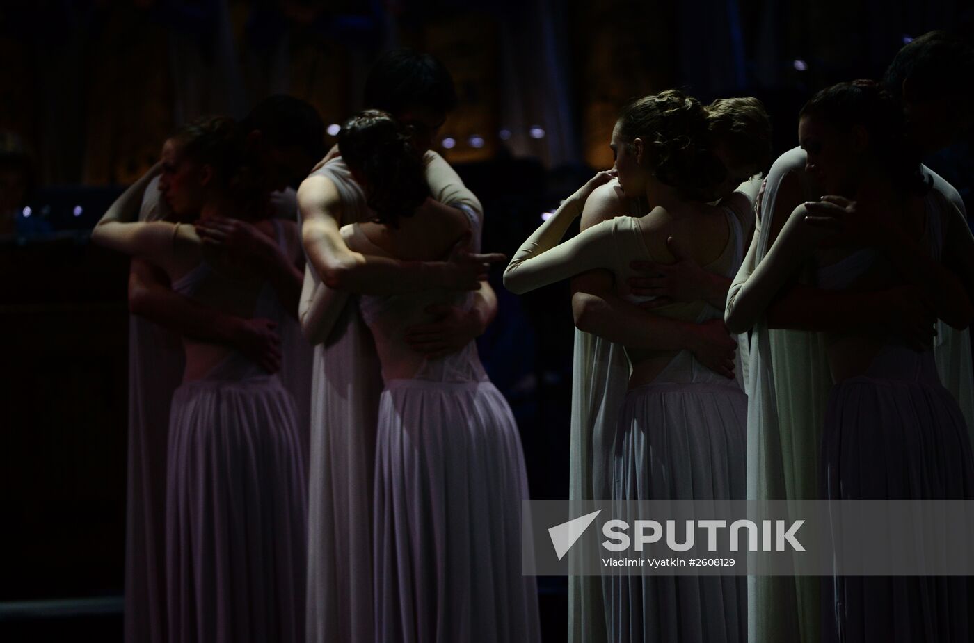 Dress rehearsal of "Dona Nobis Pacem" in Bolshoi Theater