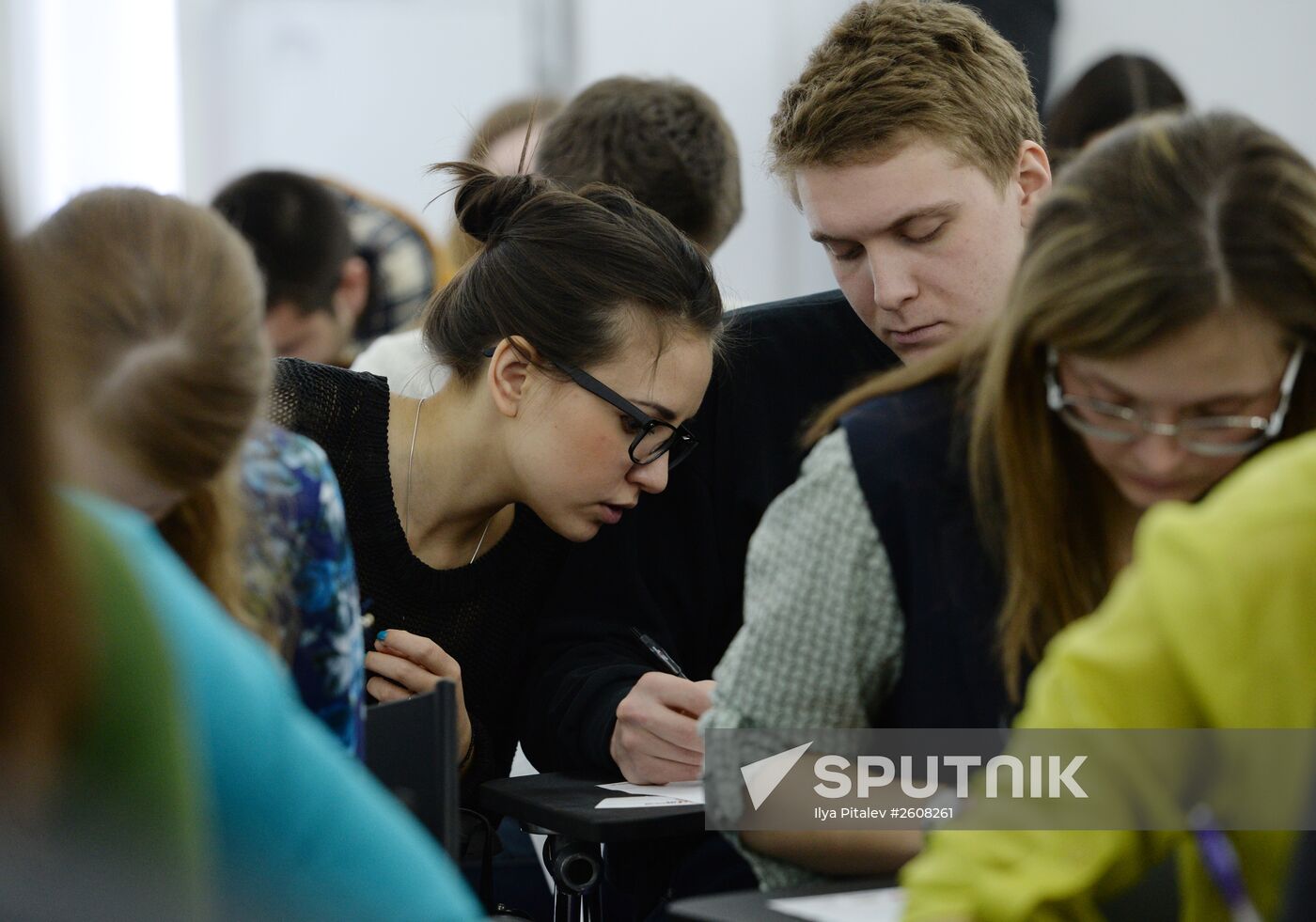 Total Dictation 2015 internation literacy event in Moscow