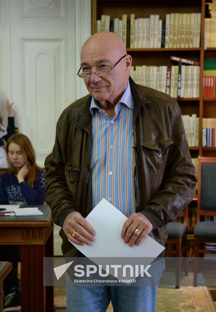 Total Dictation 2015 international literacy event in Moscow