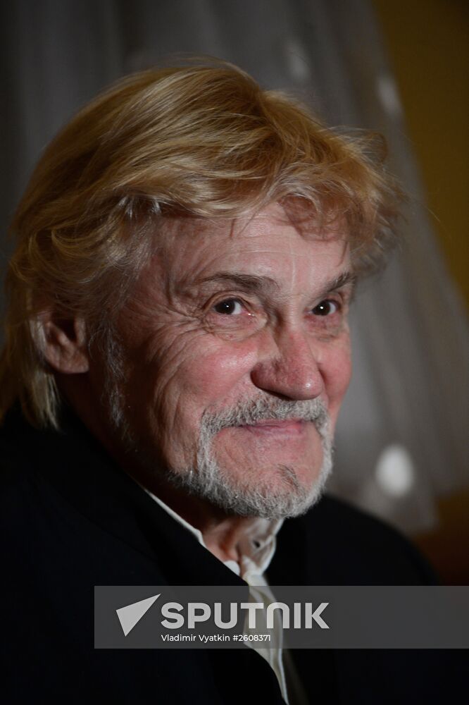 Dona Nobis Pacem at Bolshoi celebrates Vladimir Vasilyev's 75 birthday