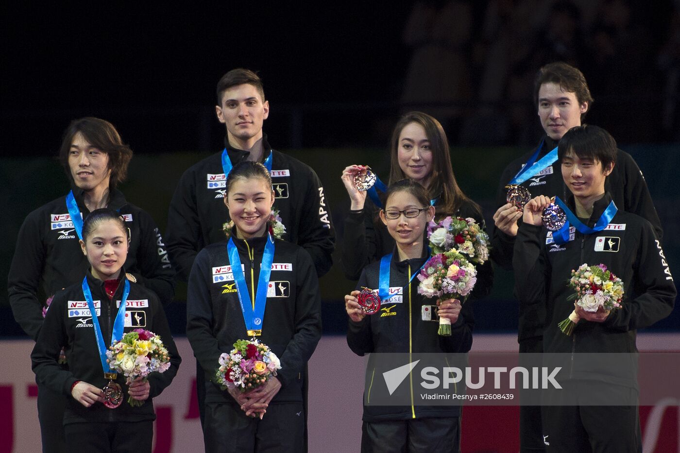 ISU World Team Trophy winners awarded in Tokyo