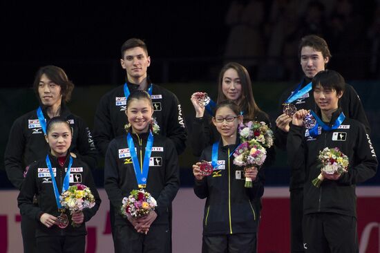 ISU World Team Trophy winners awarded in Tokyo